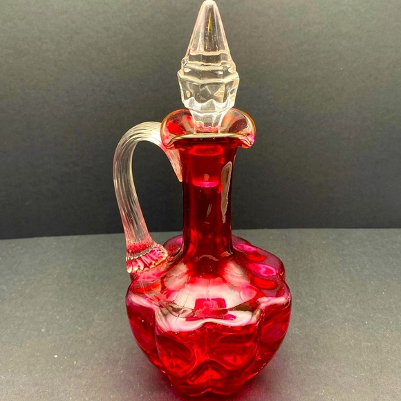 Inverted Coin Dot Cruet With Overlay Clear Ribbed Handle & Stopper - Picture 3 of 11